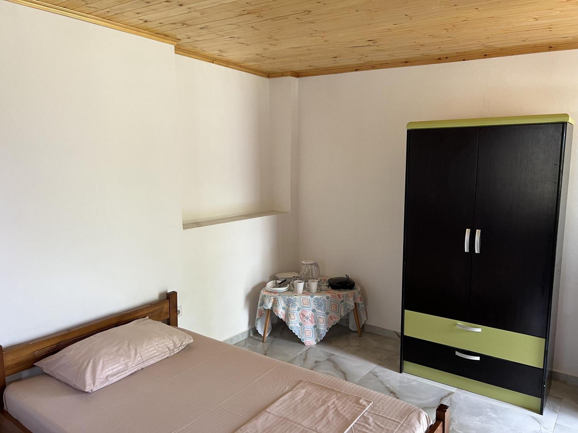 Oni Apartments Ксамил Экстерьер фото